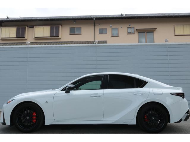 LEXUS IS300h