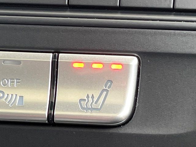 MERCEDES BENZ CLA class