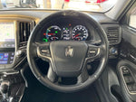 CROWN sedan hybrid