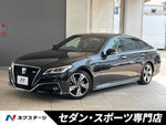 CROWN sedan hybrid