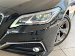 CROWN sedan hybrid