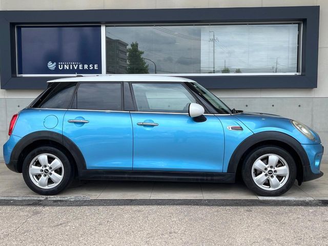 BMW MINI COOPER D 5DOOR