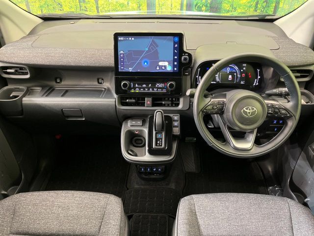 SIENTA HYBRID