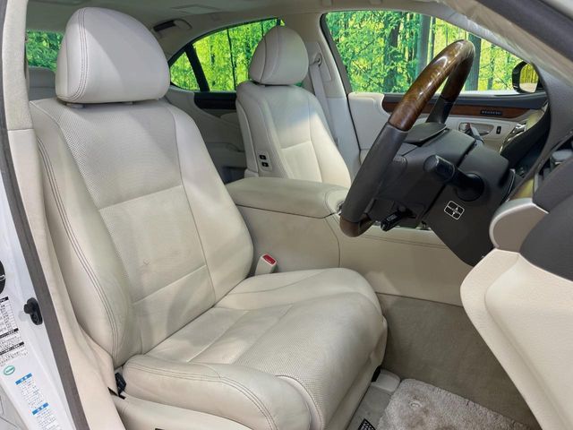 LEXUS LS600h