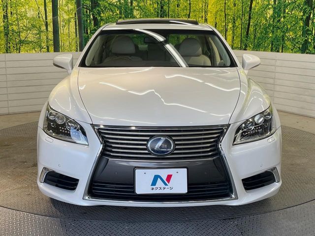 LEXUS LS600h