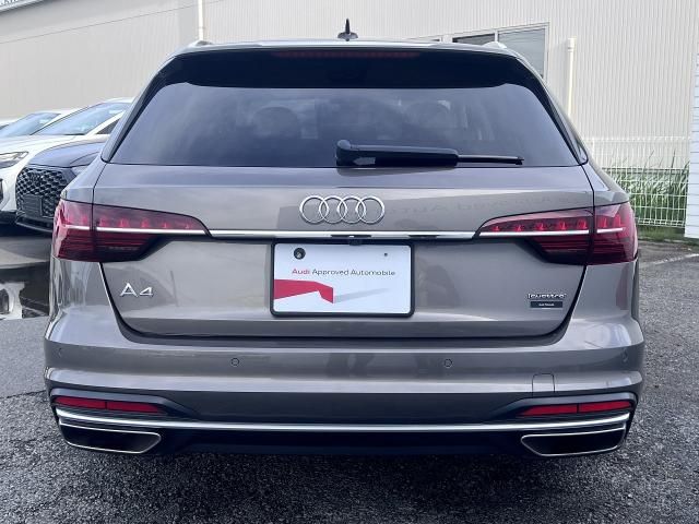 AUDI A4 AVANT
