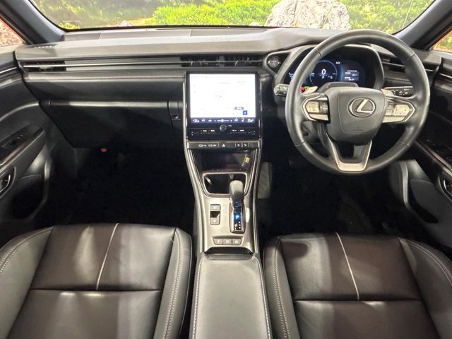 LEXUS LBX