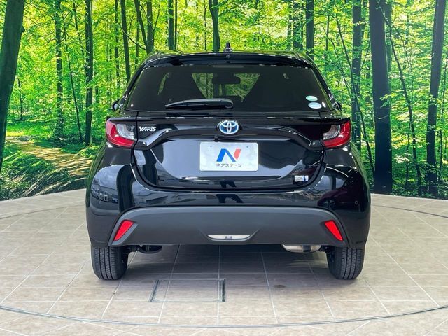 YARIS HYBRID