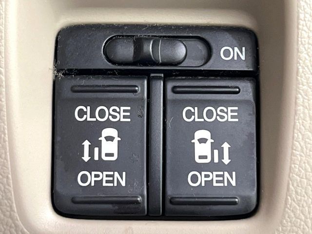 N BOX