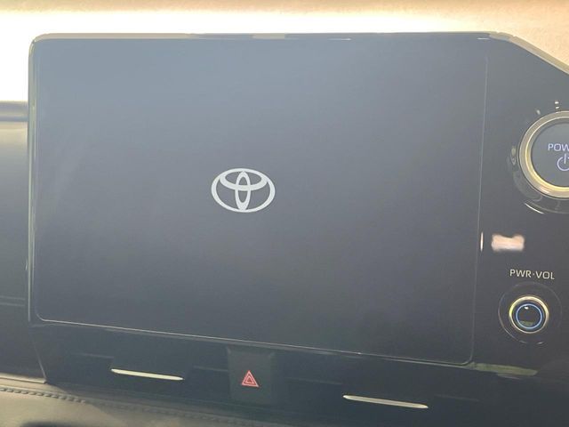 VOXY HYBRID