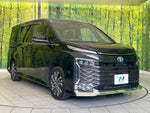 VOXY HYBRID
