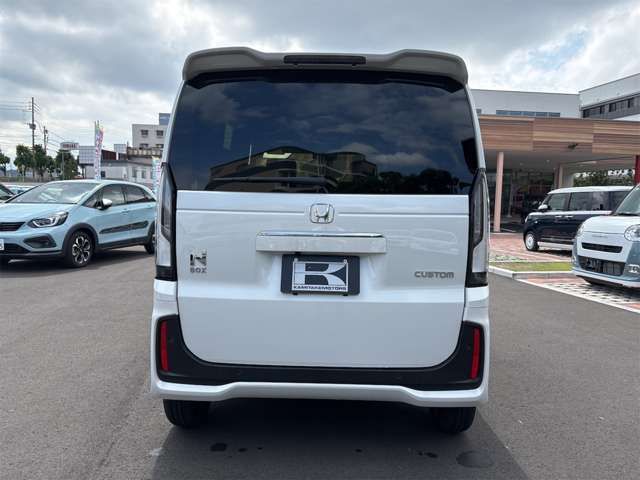 N BOX CUSTOM