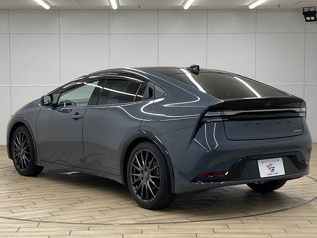 PRIUS PHV