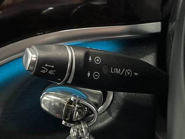 MERCEDES BENZ V class