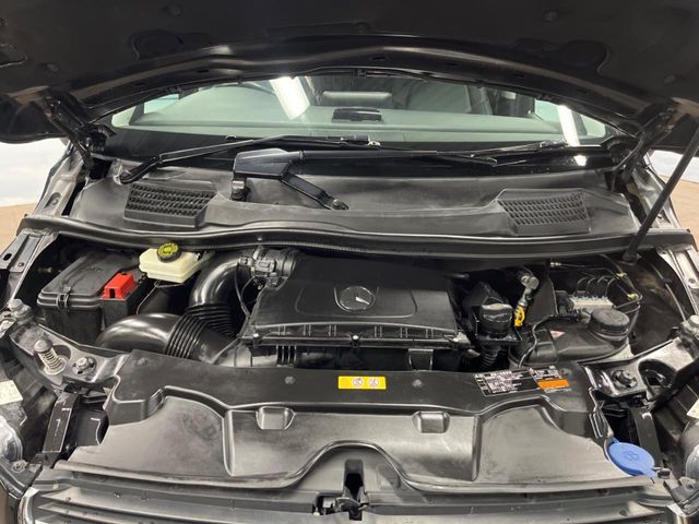 MERCEDES BENZ V class