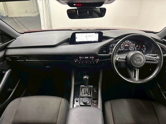 MAZDA3 FASTBACK