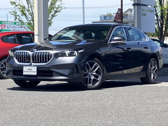 BMW 5 Series sedan