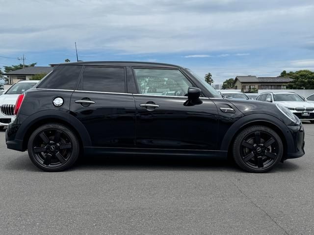 MINI COOPER SD 5DOOR