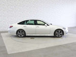 CROWN sedan hybrid