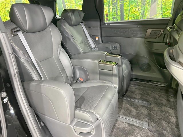 ALPHARD hybrid