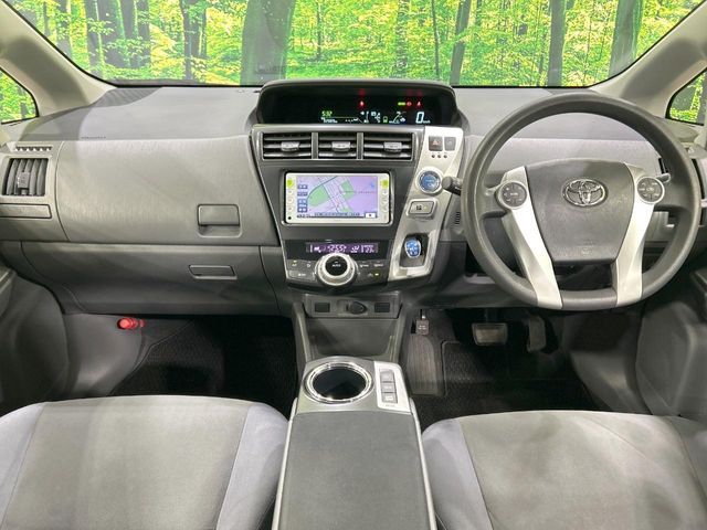 PRIUS Alpha