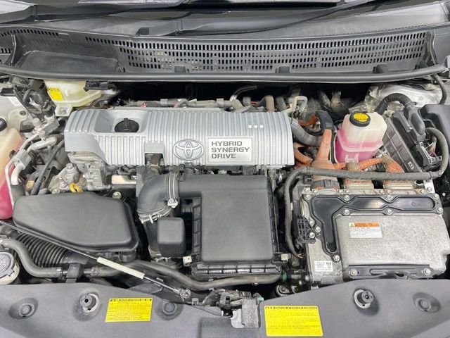 PRIUS Alpha