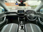 PEUGEOT e-2008