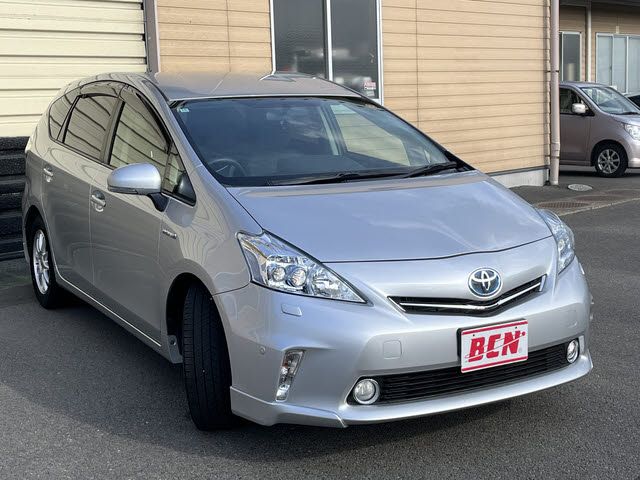 PRIUS Alpha