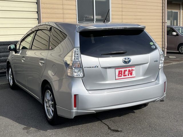 PRIUS Alpha