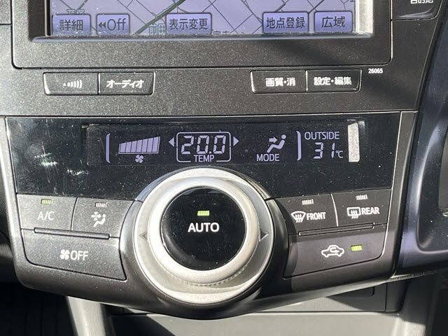 PRIUS Alpha