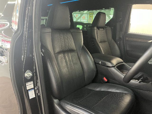 ALPHARD hybrid 4WD