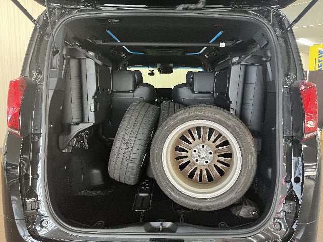 ALPHARD hybrid 4WD