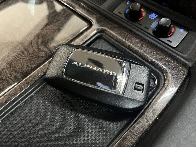 ALPHARD hybrid 4WD