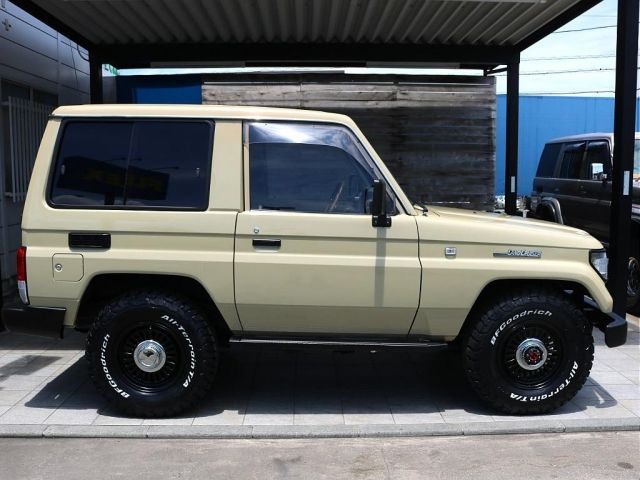 LANDCRUISER PRADO