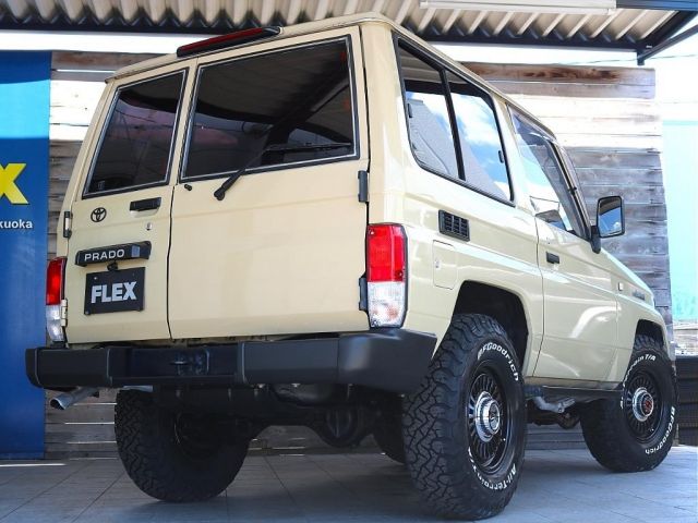 LANDCRUISER PRADO