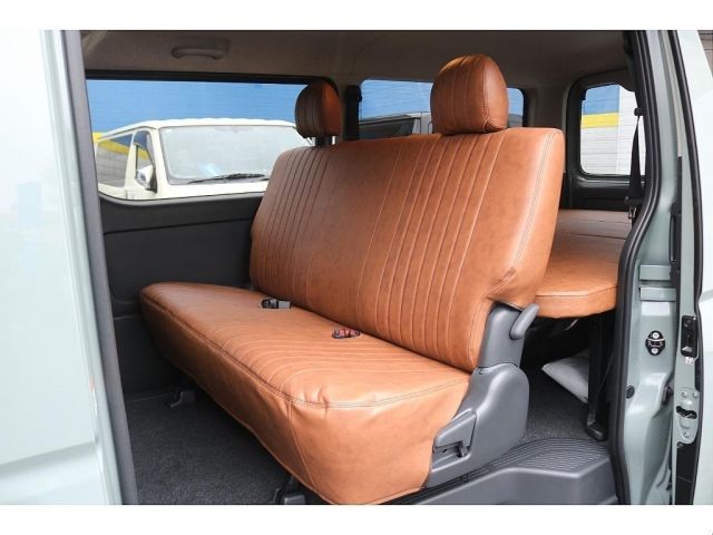 HIACE van 4WD