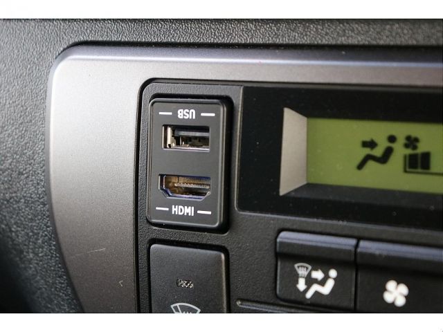 HIACE van 4WD