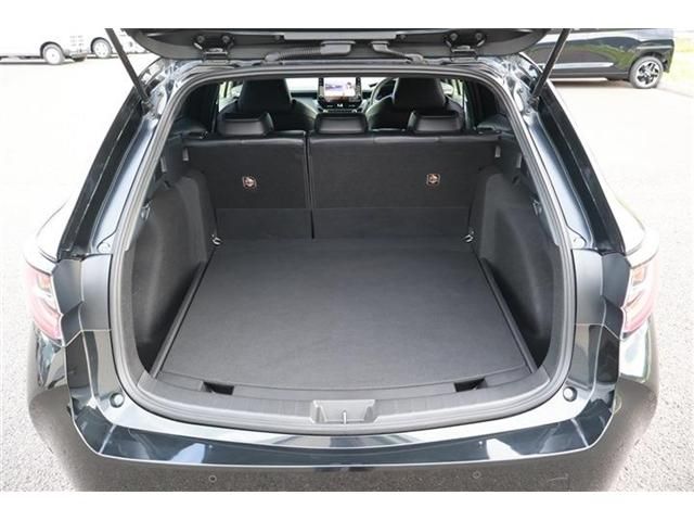 COROLLA TOURING HYBRID 4WD
