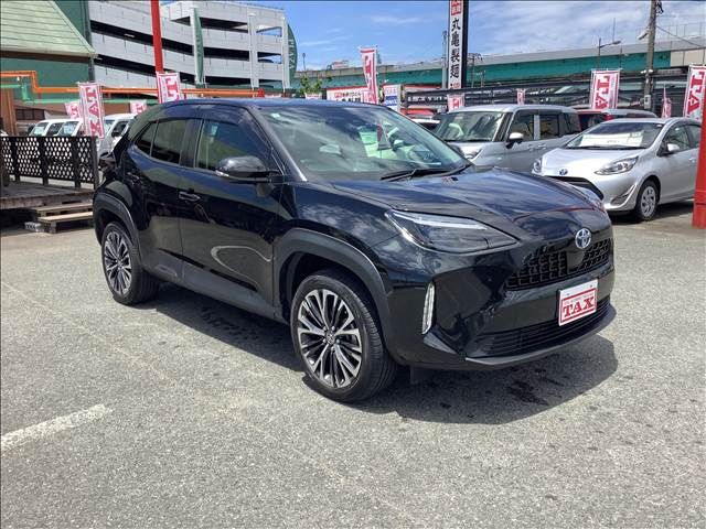 YARIS CROSS HYBRID
