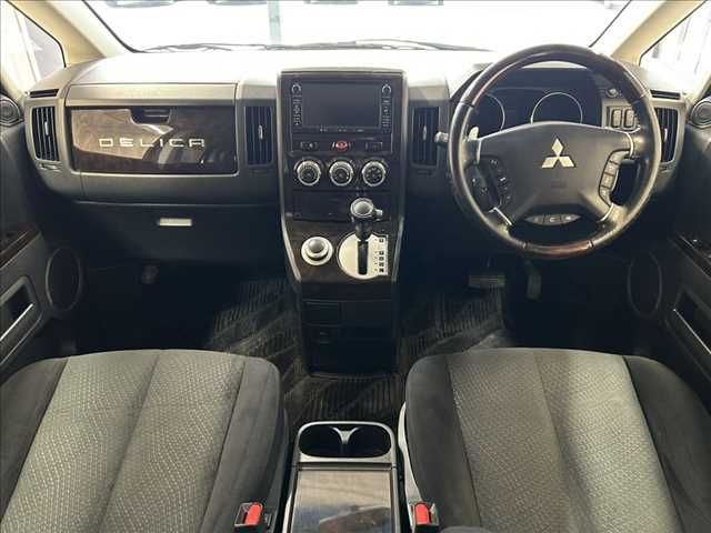 DELICA D:5 4WD