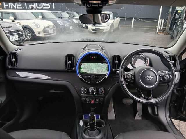 MINI ONE CROSSOVER
