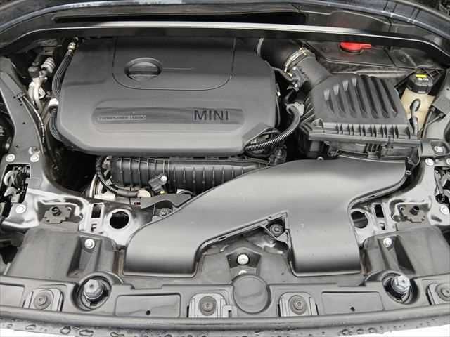 MINI ONE CROSSOVER