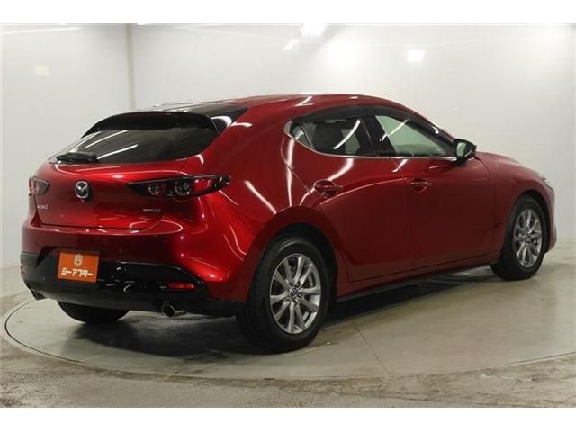 MAZDA3 FASTBACK