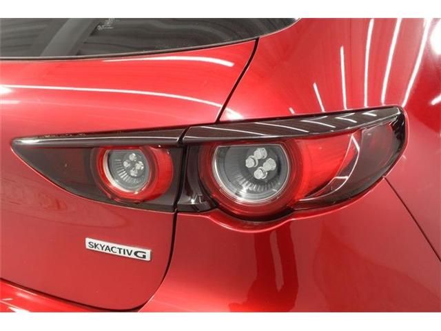 MAZDA3 FASTBACK