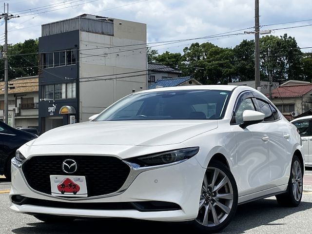 MAZDA3 SEDAN