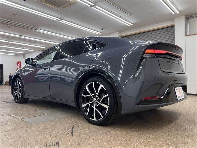 PRIUS PHV
