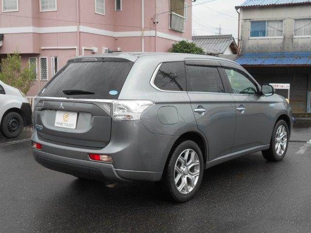 OUTLANDER PHEV