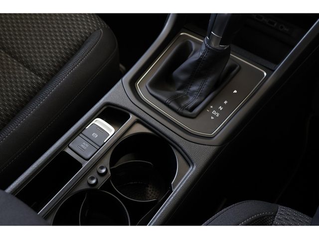 VOLKSWAGEN GOLF TOURAN
