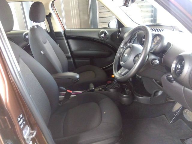 BMW MINI COOPER D CROSSOVER