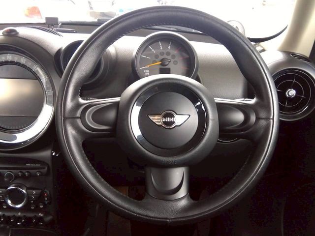 BMW MINI COOPER D CROSSOVER